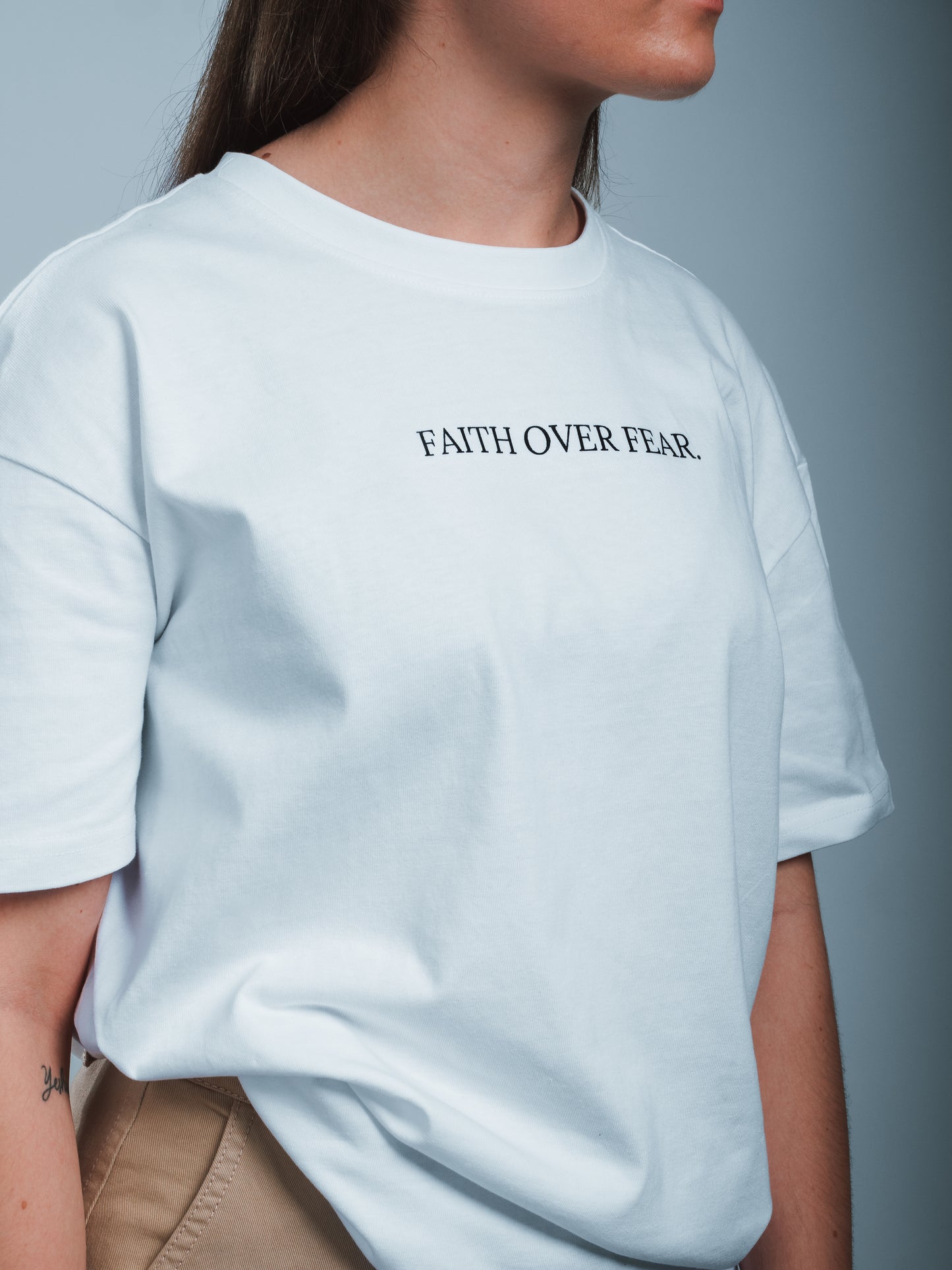 FAITH OVER FEAR - T-shirt